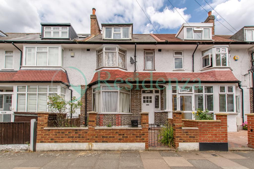 4 Bedroom Terraced House To Let in Hebdon Road, Tooting Broadway, SW17