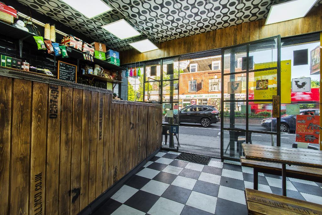 Commercial To Let in Battersea Park Road, London, SW11 4JP Residenza