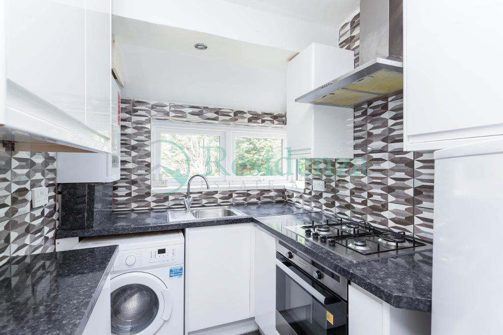 Deer Park Garden, Mitcham, CR4 4DY