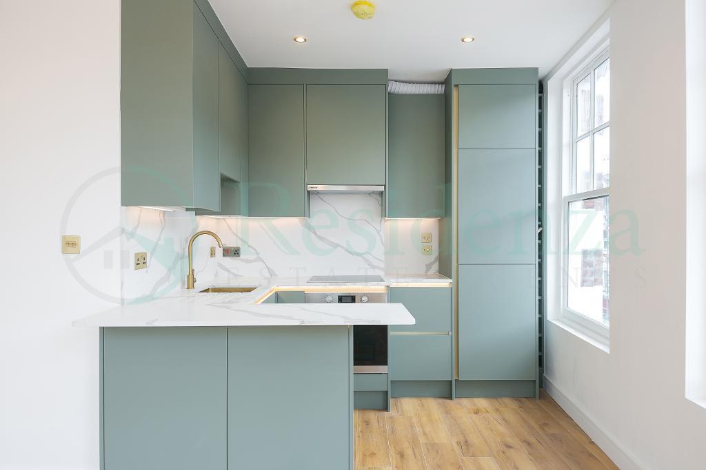 Barnard Mews, Clapham, SW11 1QU