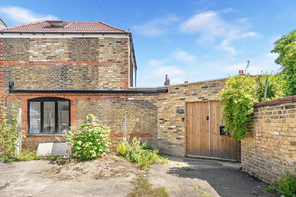 Bickersteth Road, London, SW17 9SJ
